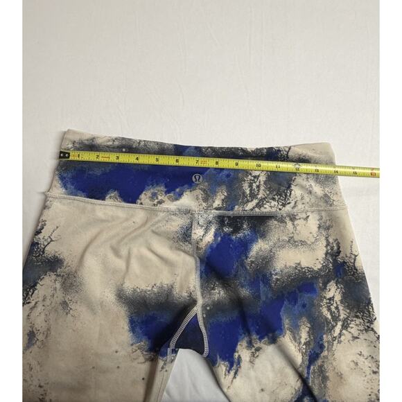 Lululemon Leggings Women Size 8 Tie Dye White/ Blue Wunder Under Crop Capri - Picture 10 of 10